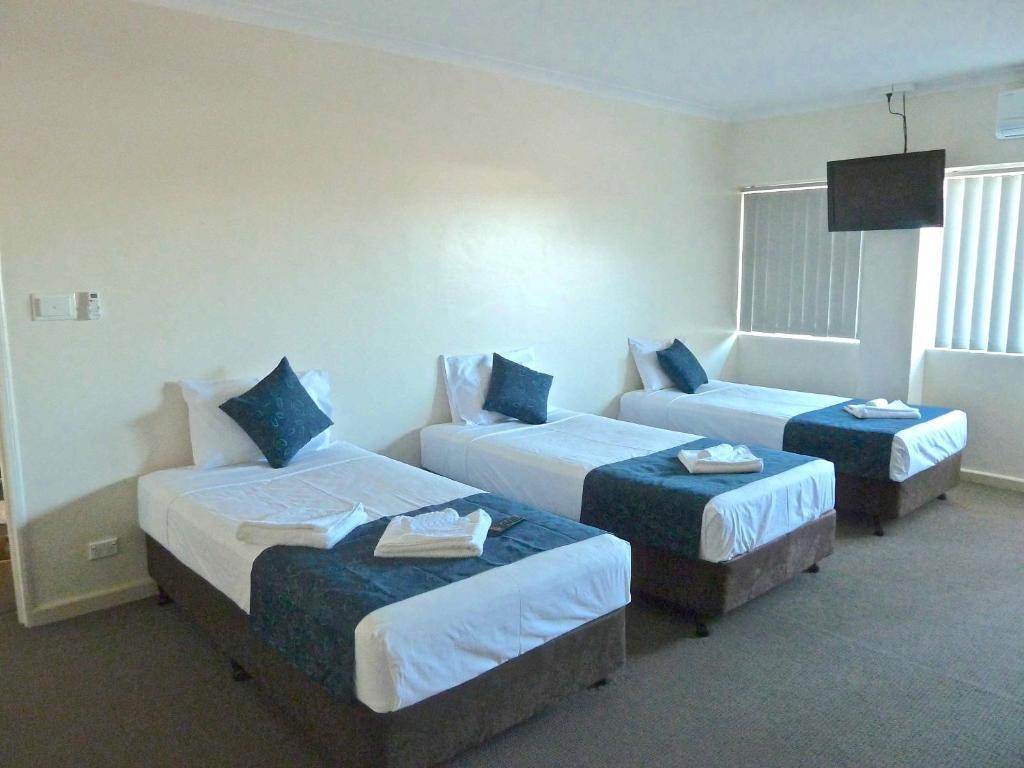 Lees Hotel Ingham Bilik gambar