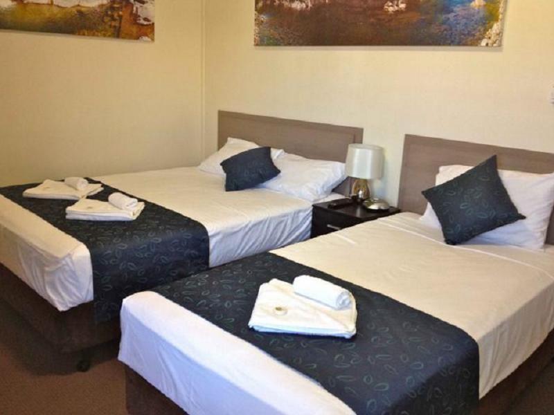 Lees Hotel Ingham Luaran gambar