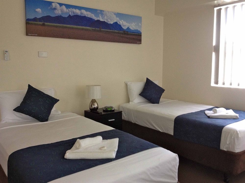 Lees Hotel Ingham Luaran gambar