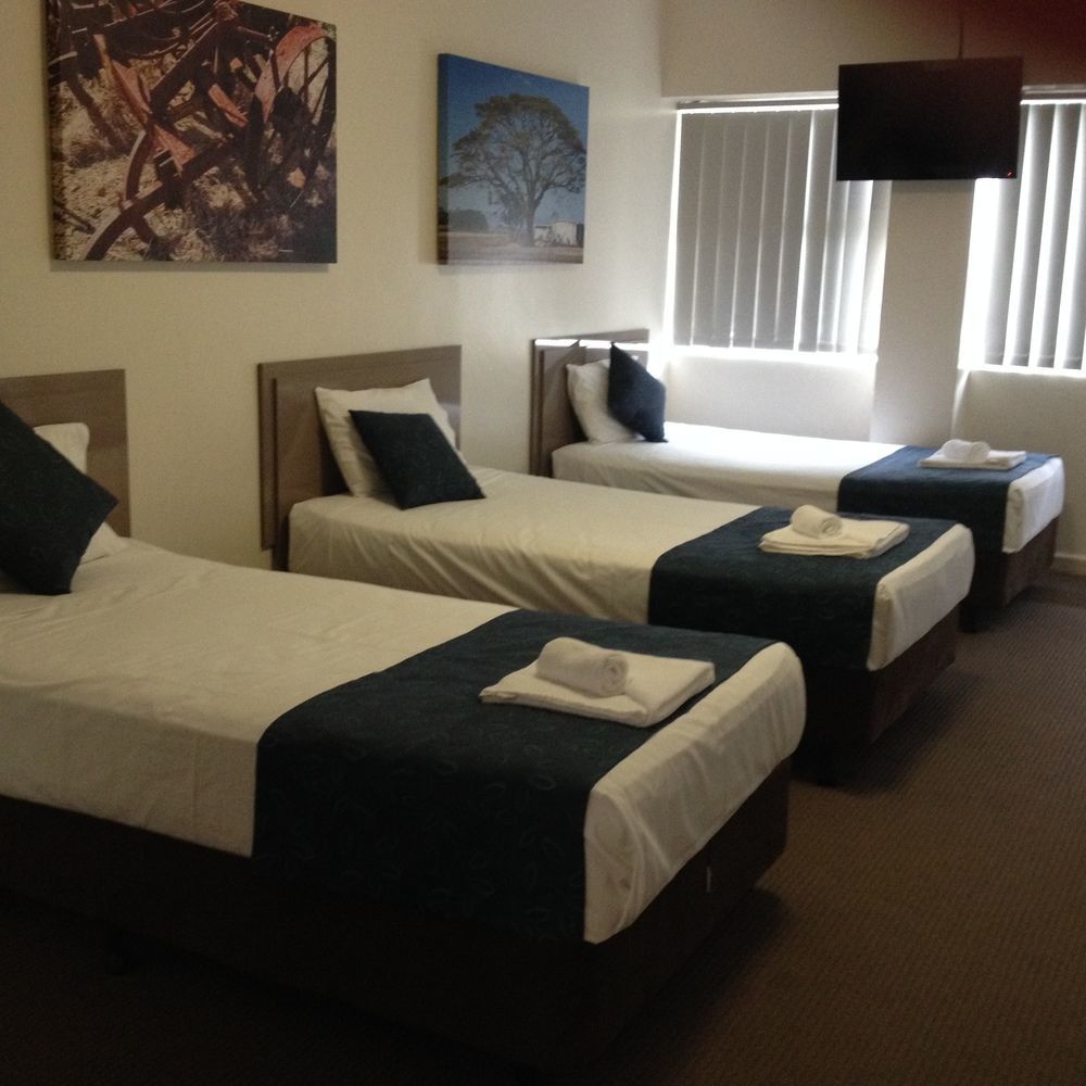 Lees Hotel Ingham Luaran gambar