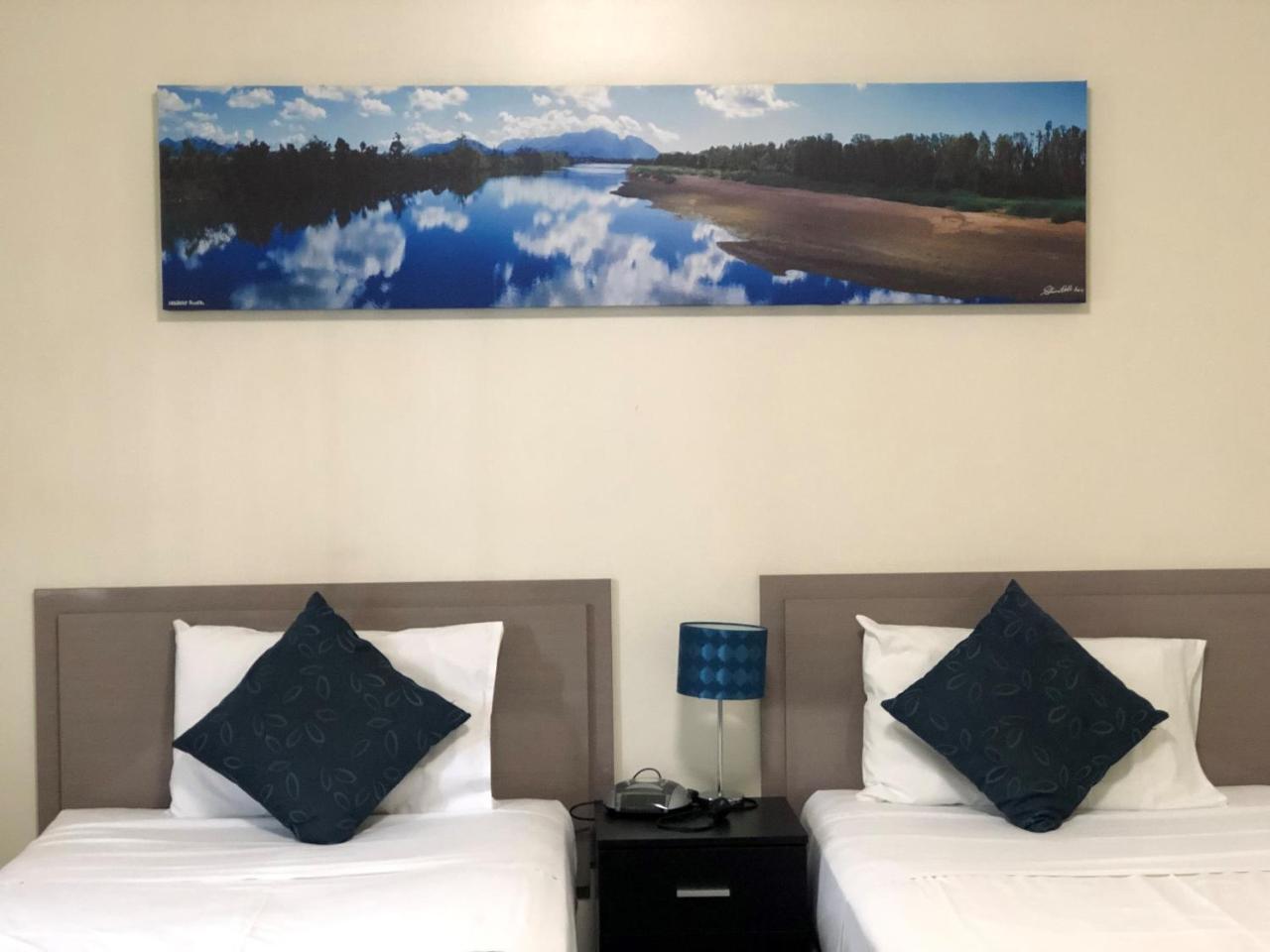Lees Hotel Ingham Luaran gambar